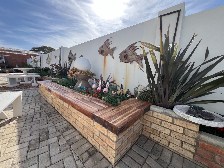 3 Bedroom Property for Sale in Jeffreys Bay Central Eastern Cape